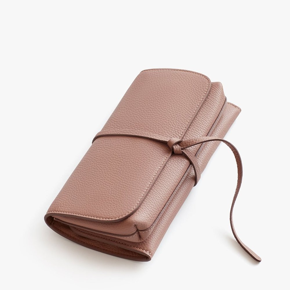 NEW Cuyana Travel Beauty Roll in Soft Rose Pebbled Leather